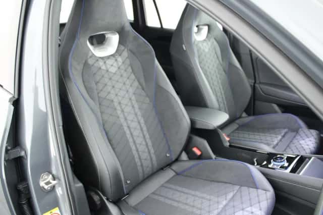 Volkswagen Tiguan (2026) thumbnail 2