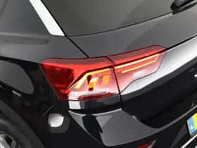 Volkswagen T-Roc (2019) thumbnail 44