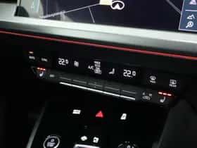 Audi Q4 (2022) thumbnail 32