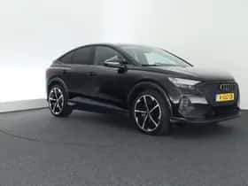 Audi Q4 (2022) thumbnail 10