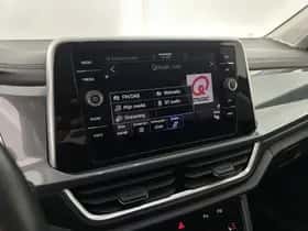 Volkswagen T-Roc (2023) thumbnail 28