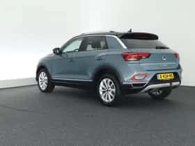 Volkswagen T-Roc (2023) thumbnail 8