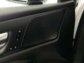Volvo V60 (2020) thumbnail 6