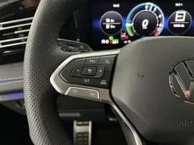 Volkswagen Tiguan thumbnail 17