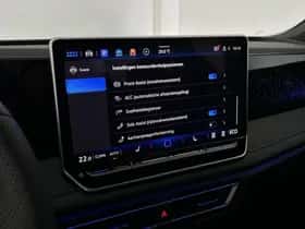 Volkswagen Tiguan thumbnail 35
