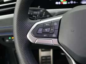 Volkswagen Passat (2025) thumbnail 22