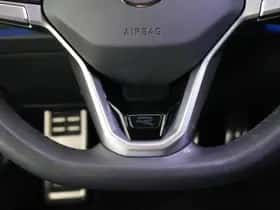 Volkswagen Passat (2025) thumbnail 24