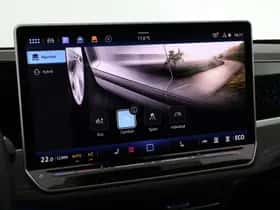 Volkswagen Passat thumbnail 32