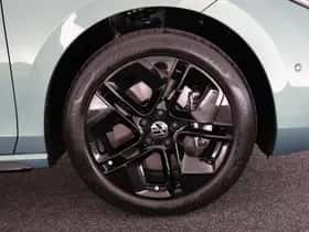 Volkswagen Passat thumbnail 71