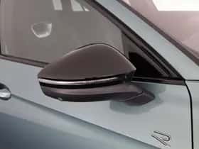 Volkswagen Passat (2025) thumbnail 9