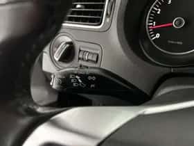 Volkswagen Polo (2012) thumbnail 15