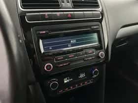 Volkswagen Polo (2012) thumbnail 18