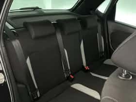 Volkswagen Polo (2012) thumbnail 22