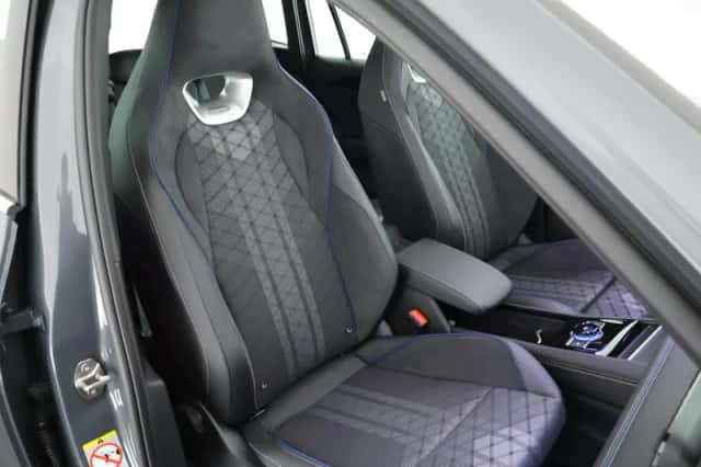 Volkswagen Tiguan (2026) thumbnail 2