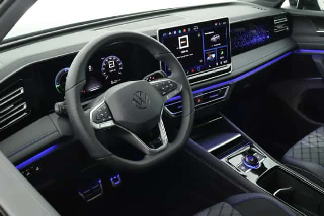 Volkswagen Tiguan (2026) thumbnail 3