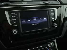 Volkswagen Touran (2017) thumbnail 23