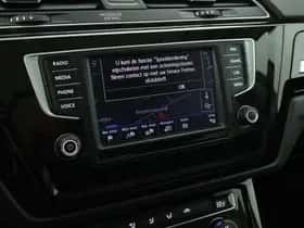 Volkswagen Touran (2017) thumbnail 25