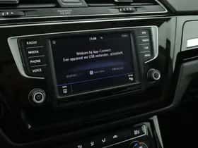 Volkswagen Touran (2017) thumbnail 29