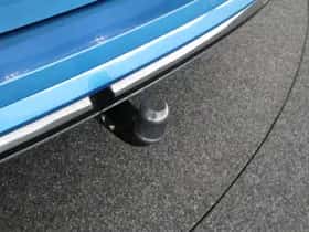 Volkswagen Touran thumbnail 4
