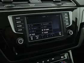 Volkswagen Touran thumbnail 31