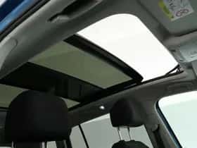 Volkswagen Touran (2017) thumbnail 35