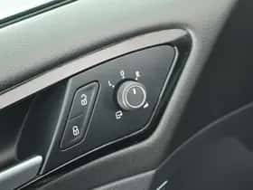 Volkswagen Golf (2017) thumbnail 15
