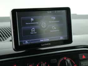 Volkswagen Up! (2014) thumbnail 15