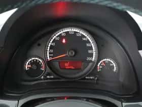Volkswagen Up! (2014) thumbnail 29