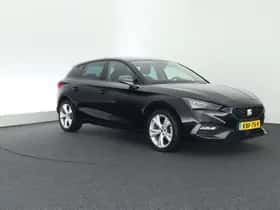 SEAT Leon (2023) thumbnail 9