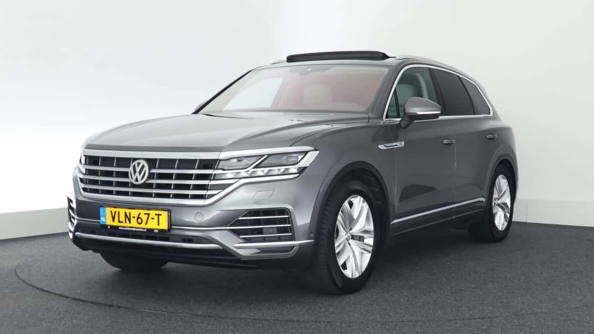 Volkswagen Touareg (2019) — foto 1