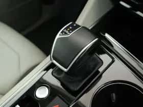 Volkswagen Touareg (2019) thumbnail 31