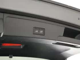 Volkswagen Touareg (2019) thumbnail 42