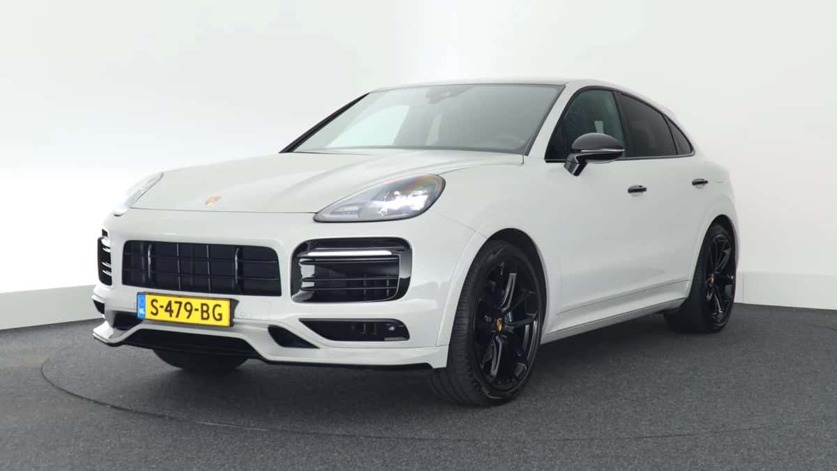 Porsche Cayenne — foto 1