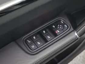 Porsche Cayenne thumbnail 17