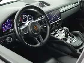 Porsche Cayenne thumbnail 3