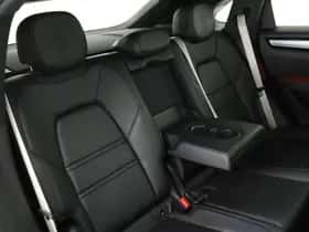Porsche Cayenne thumbnail 43