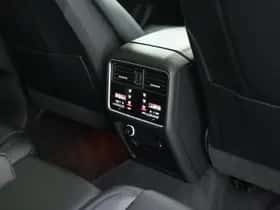 Porsche Cayenne thumbnail 44
