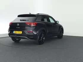 Volkswagen T-Roc (2022) thumbnail 11