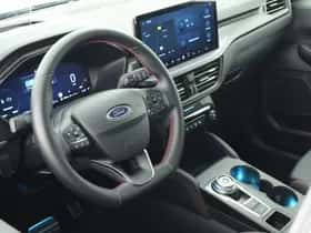 Ford Kuga (2024) thumbnail 3