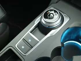 Ford Kuga (2024) thumbnail 38