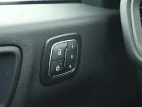 Ford Kuga (2024) thumbnail 10