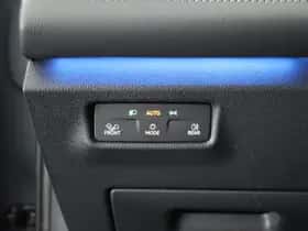 Volkswagen Tiguan (2024) thumbnail 18