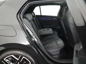 Volkswagen Golf (2024) thumbnail 12