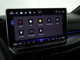 Volkswagen Golf (2024) thumbnail 22