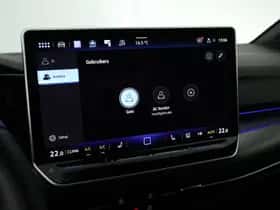 Volkswagen Golf (2024) thumbnail 23