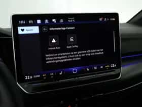 Volkswagen Golf (2024) thumbnail 31