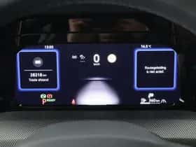 Volkswagen Golf (2024) thumbnail 42