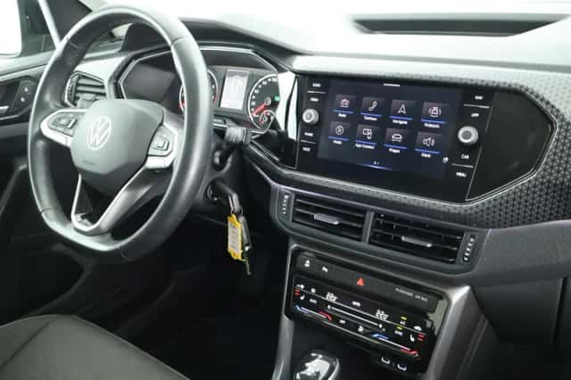 Volkswagen T-Cross (2022) thumbnail 2