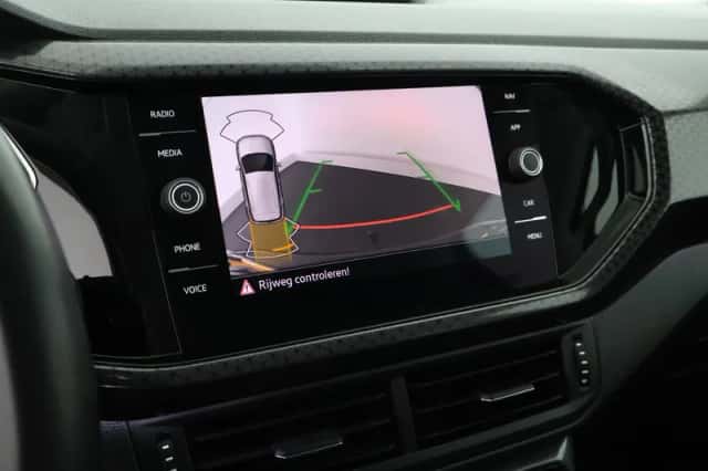 Volkswagen T-Cross (2022) thumbnail 4