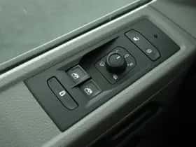 Volkswagen Transporter (2020) thumbnail 14